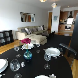  Apartment Grand Canal Dock Luxury